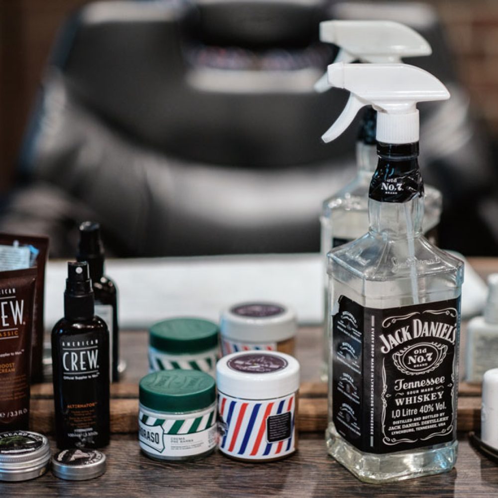 1507191695_barbershop